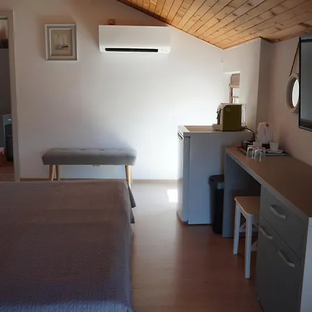 Lambovi Gæstehus 3*